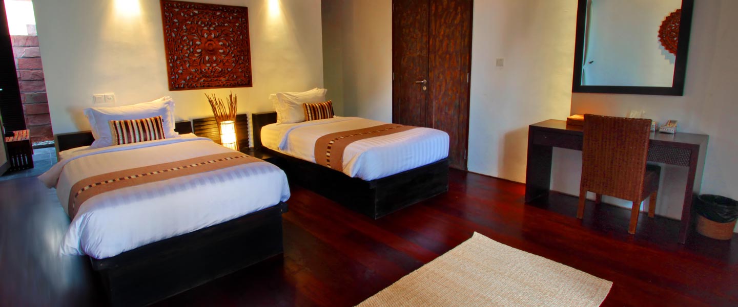 Twin Bedroom